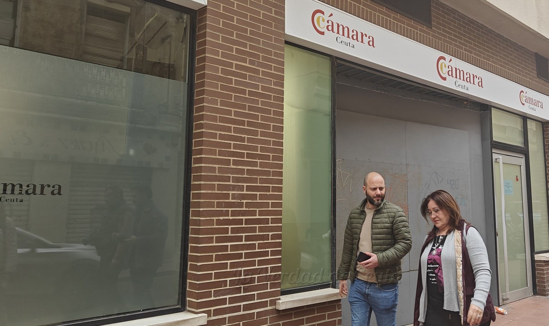 La Cámara de Comercio reconocerá mañana la trayectoria de los restaurantes “La Barraca” y “El Oasis”